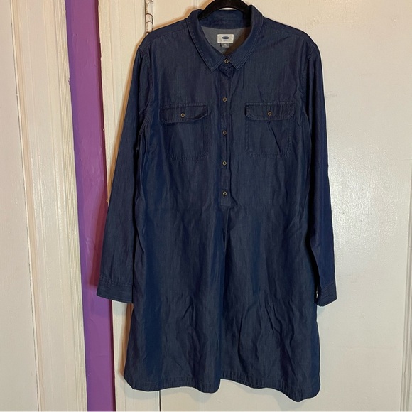 Old Navy Chambray Dress - Picture 11 of 11